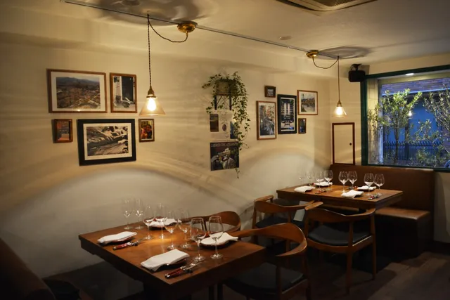 TRATTORIA Quattro Mani 82