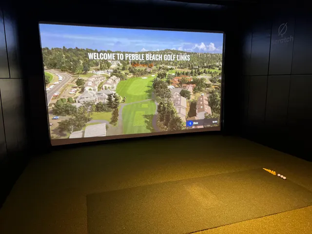 Scratch Golf Lab - Salem