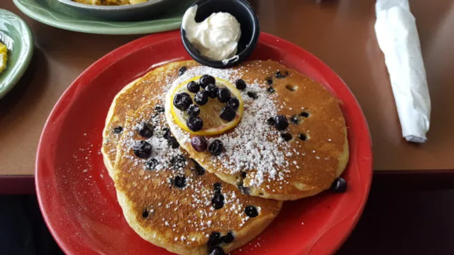 Le Peep of Las Colinas