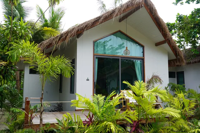 Thanompol Haad Salad Villas
