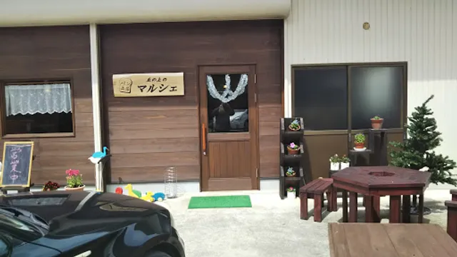 Oka-no-ue-no-marché