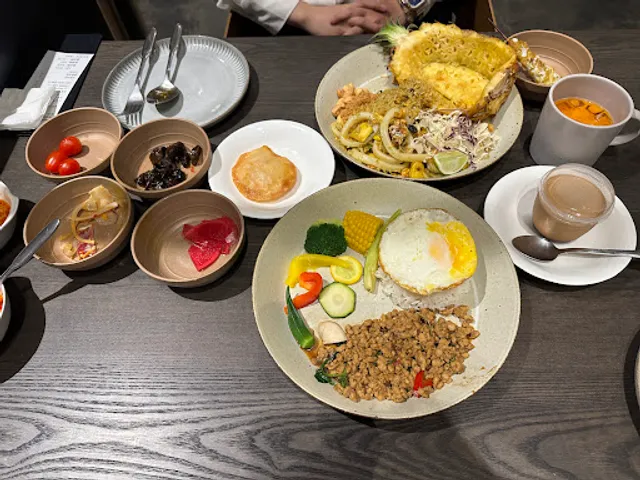 初泰南港中信門市