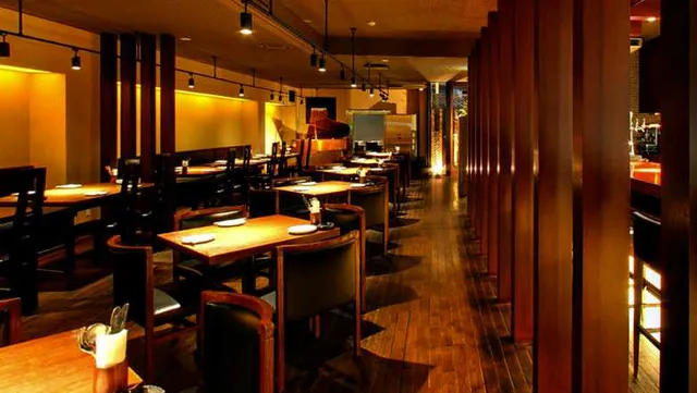 Restaurant & Bar COA