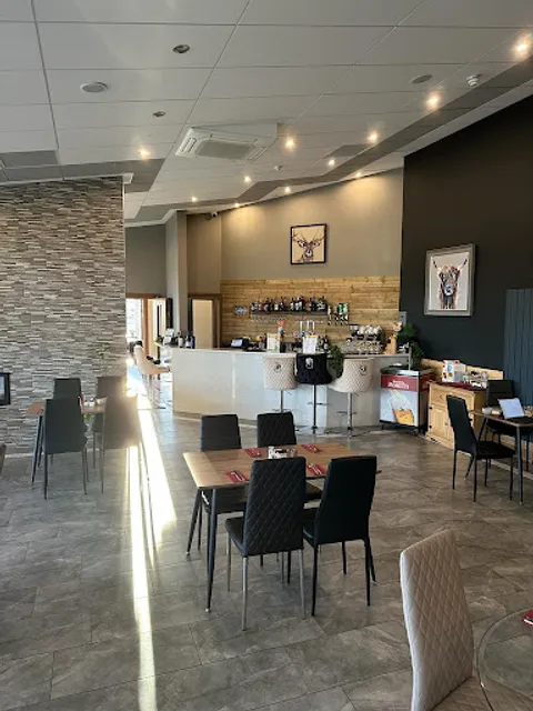 Luna Rossa Restaurant