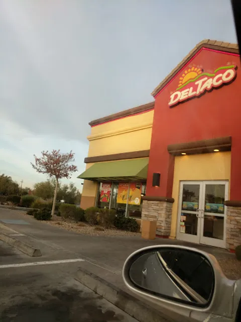 Del Taco