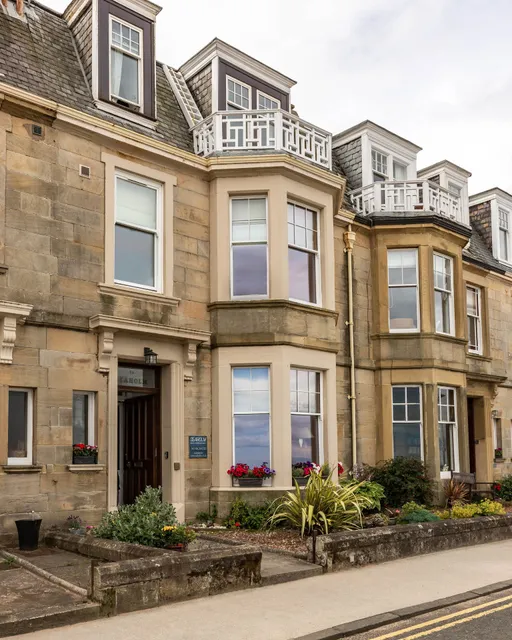 Seaholm Bed And Breakfast