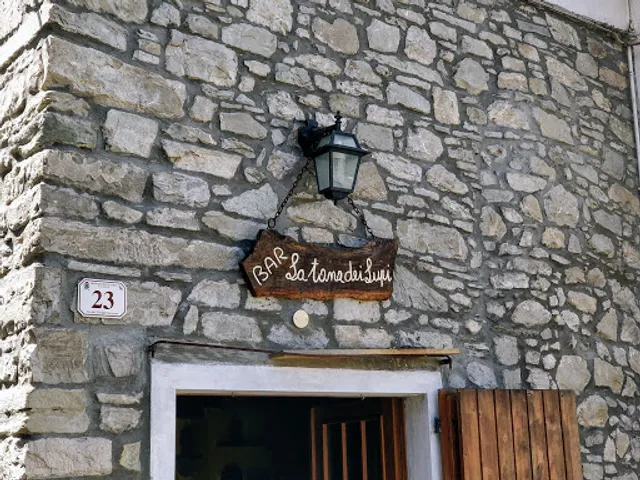 Trattoria La Tana dei Lupi