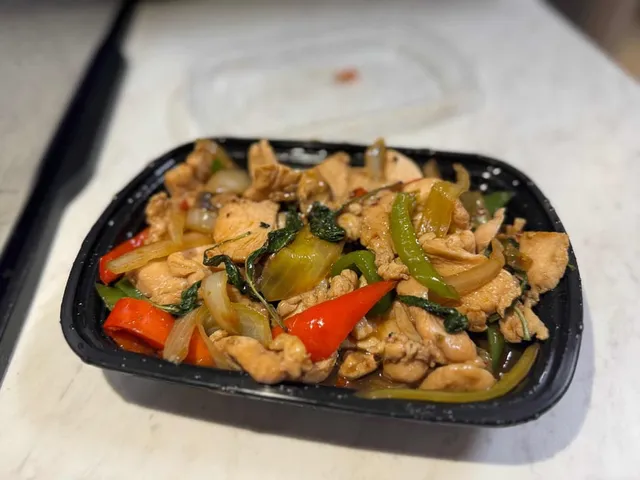 Asian Cravings - Portage Lakes