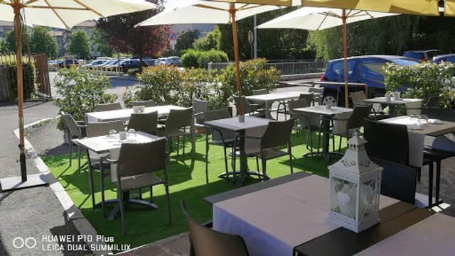 Pizzeria "La Favola" di Zanetti Rosa e Serravalle Mauro