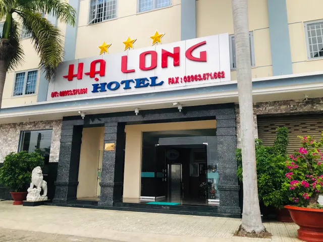 Ha Long Hotel