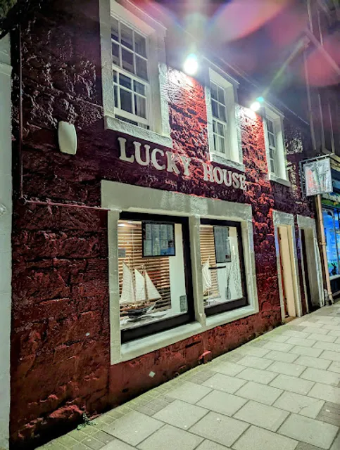 Lucky House