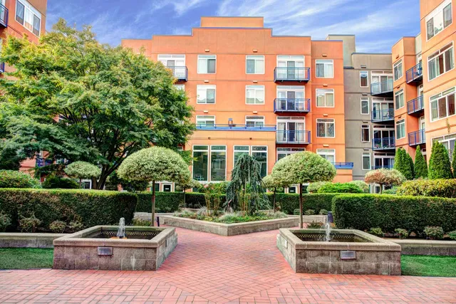 Belltown Court Condominium