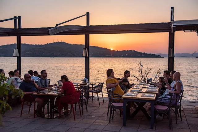 Çarıklı Et Restaurant
