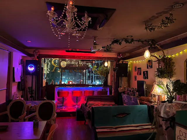 サニィラウンジ