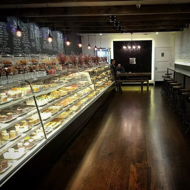 Martha's Country Bakery