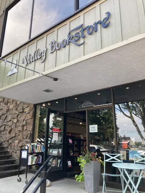 Valley Bookstore