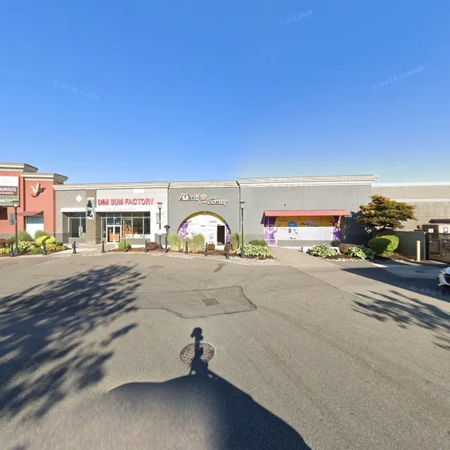 4055 Factoria Square Mall SE