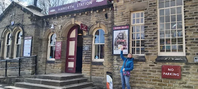 The Treehouse Bar and Kitchen
