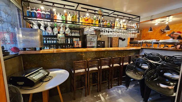 Boogie Oogie Bar e Restaurante