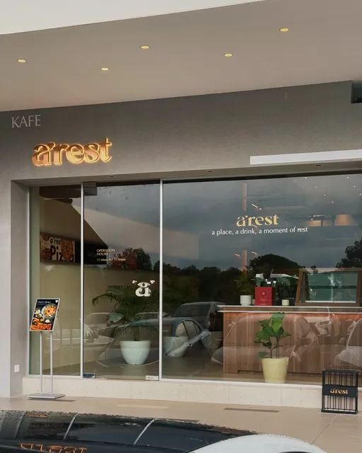 arest Cafe Bukit Indah