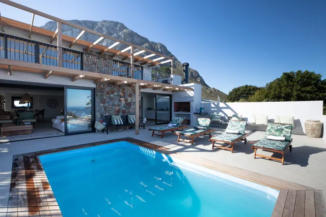 Les Baleines Hermanus Villa