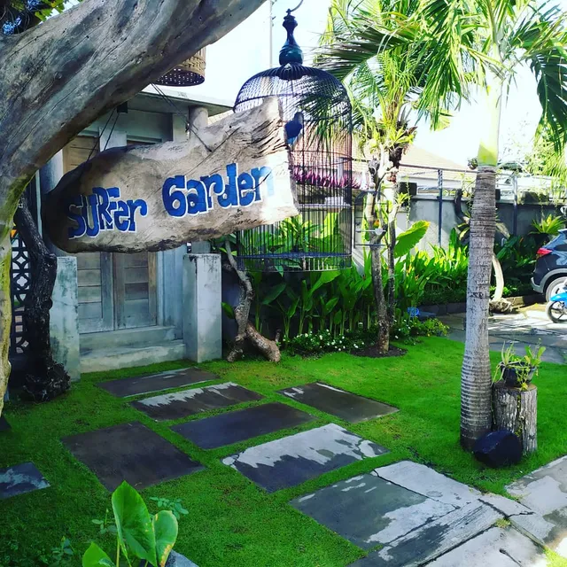 Surfer Garden