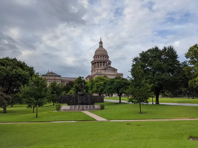 Historic Capitol Building Foundation
