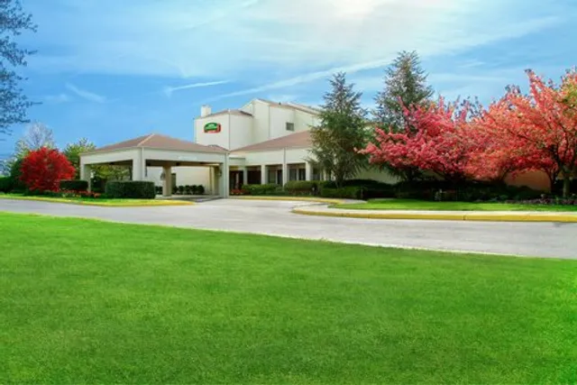 Courtyard by Marriott Mt. Laurel Cherry Hill