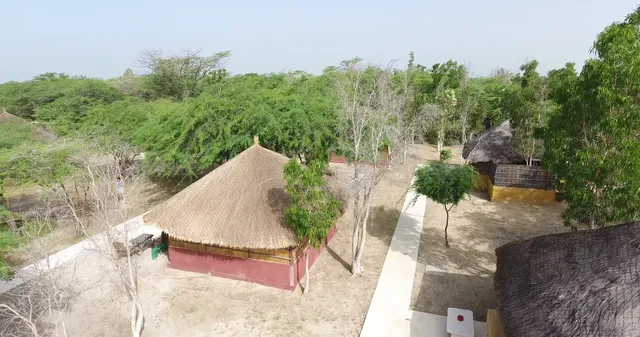 Hakuna Lodge - Parking / Embarcadère