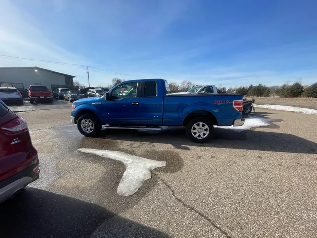 Dave's Service Center