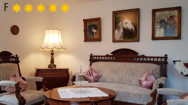 Ferienwohnungen "Hedfan" und "Wales" im Cnauceltaidd