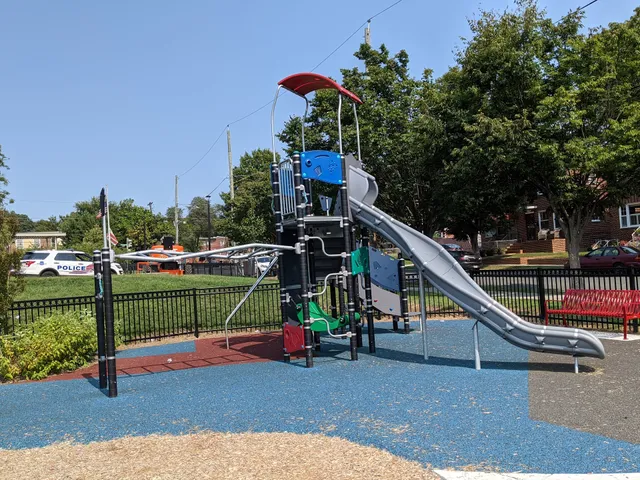 Riggs LaSalle Playground