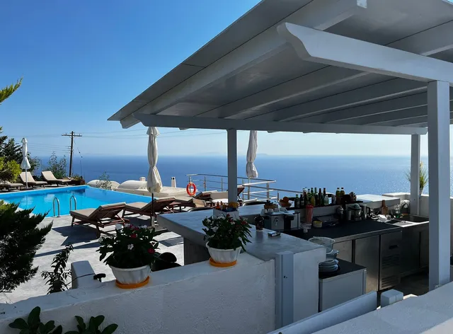 Luna Rossa Apartments