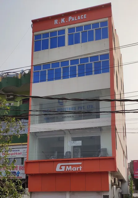 SPOT ON 72366 Hotel R K Palace