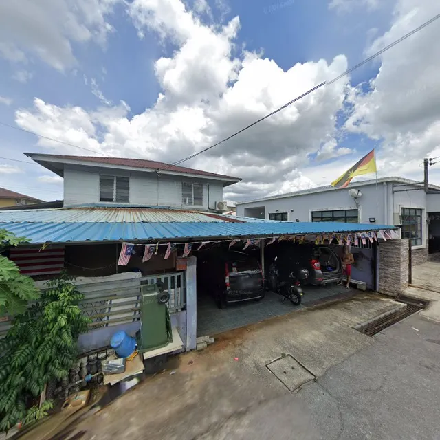 OYO Home 90203 Emma Sukma Homestay