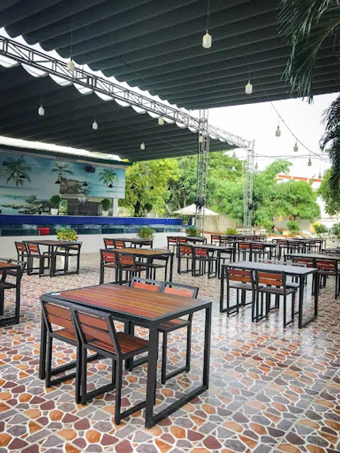 Nhà hàng hải sản Chill Garden