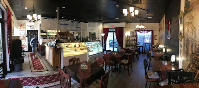 Mon Paris Coffee Shop & Bakery