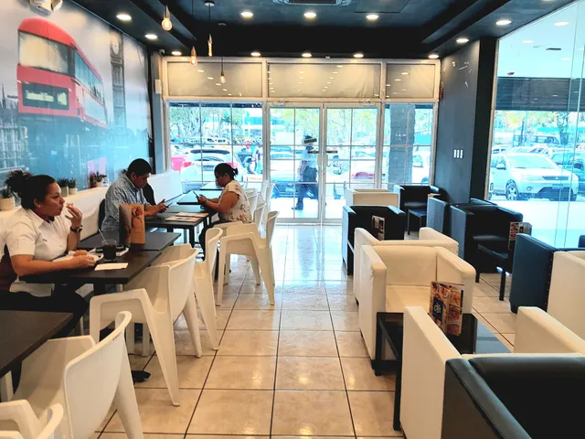 Le Cafe • MetroSur