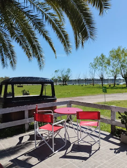 Resto Bar De La Bahía - Bahía De Los Lobos
