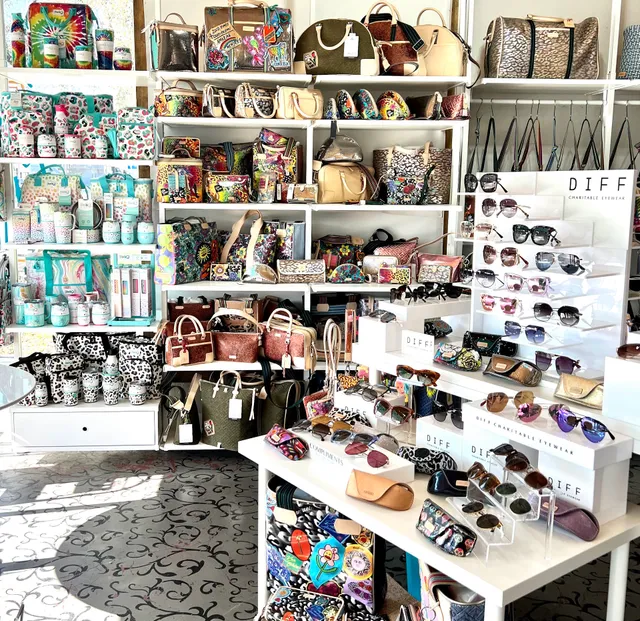 Mi Vida - Consuela, Diff, Capri Blue, My Saint My Hero, Vera Bradley