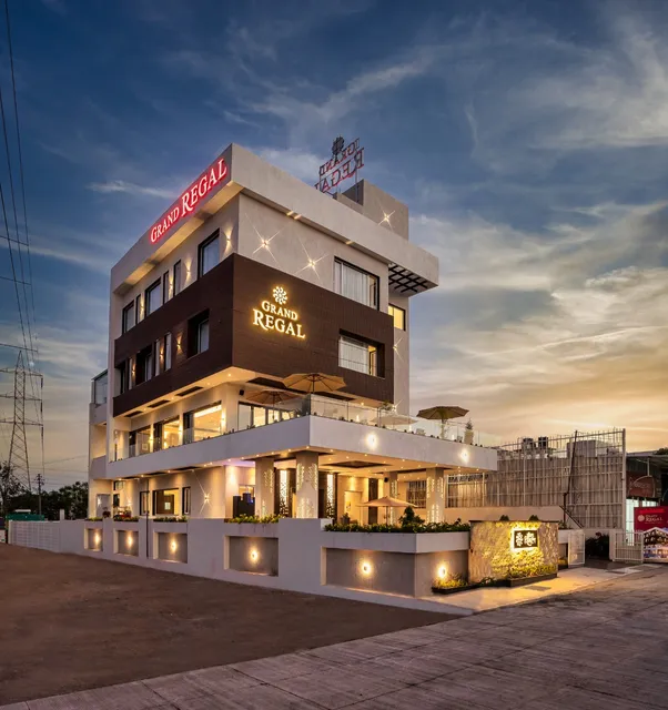 Grand Regal
