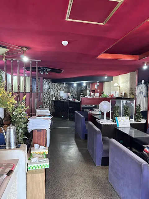 Cafe & Restaurant Den-En