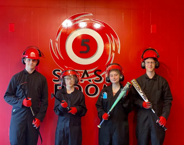 Category 5 Smash Room