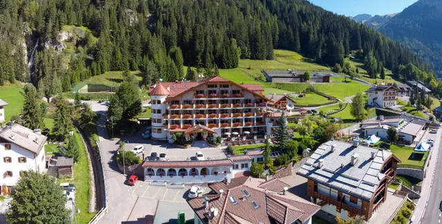 Hotel Cesa Tyrol