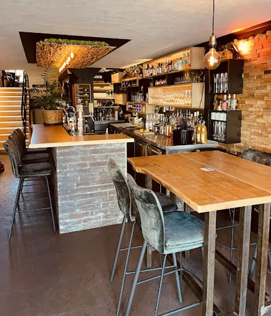 Zimmer Nr. 2 - Café | Bar | Restaurant