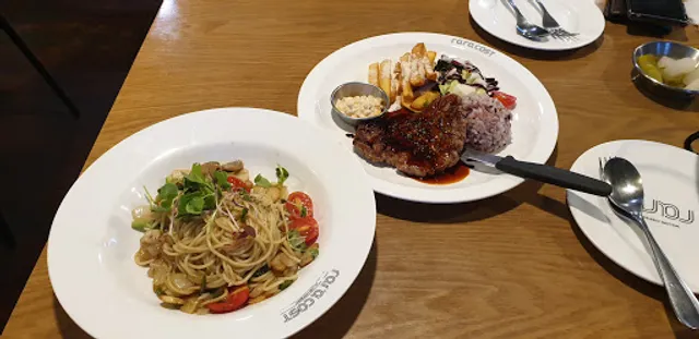 라라코스트 익산영등점