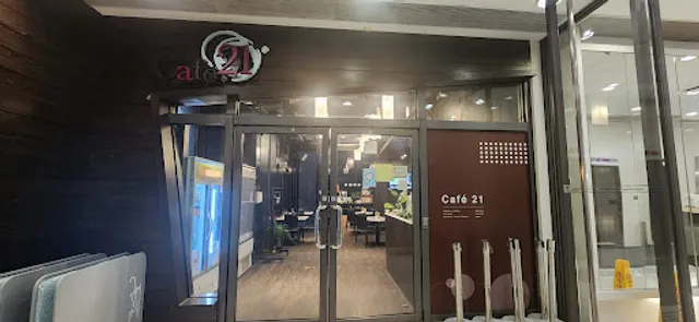 Cafe 21