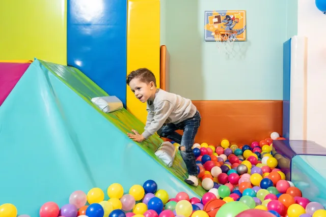 Kinder Spielraum Fantasie Der Spielraum ist derzeit nur für Geburtstagsfeiern geöffnet!