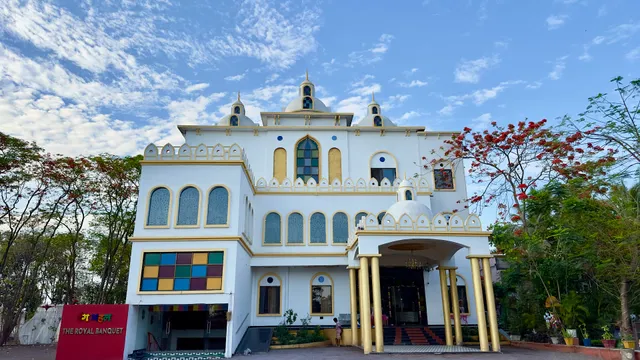 Rang Mahal Resort Hotel, Restaurant & Banquet