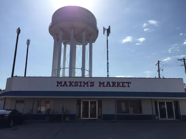 Maksim's Market